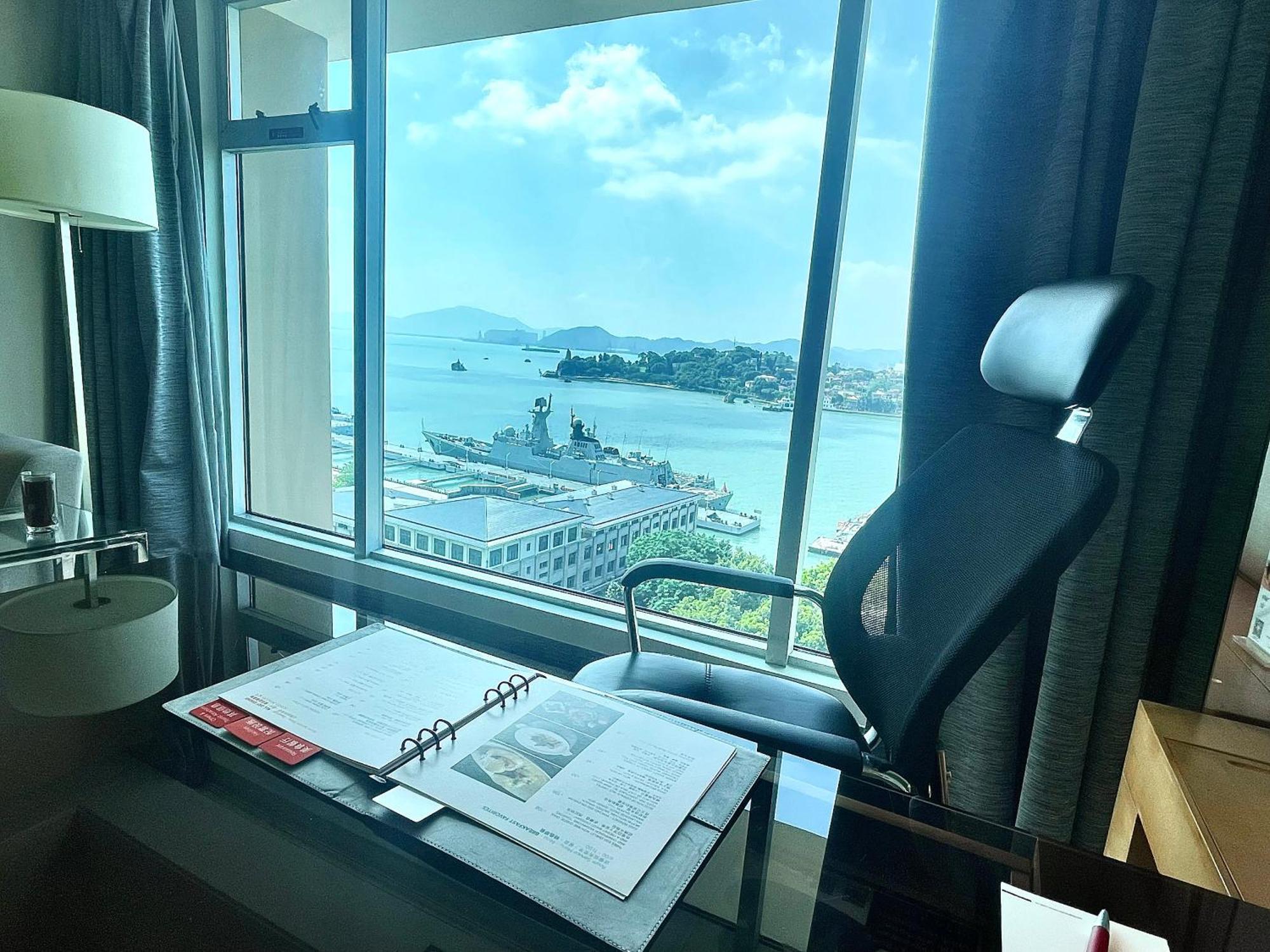 Hotel Swiss Grand Xiamen-Harbour View Extérieur photo